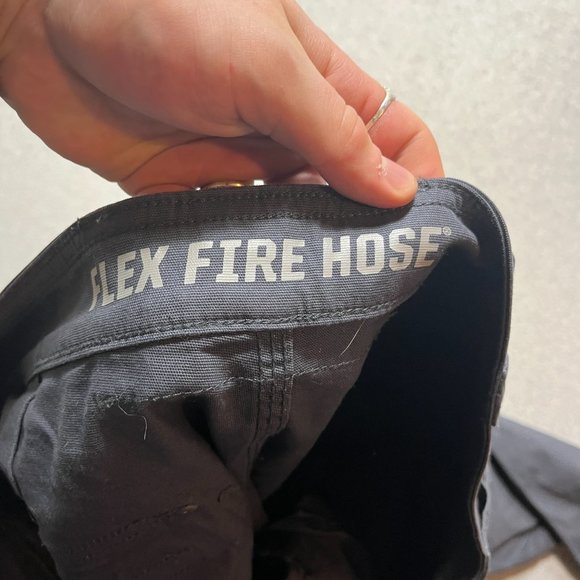 Duluth Trading Pants Mens 40x33 Gray Cargo Flex Fire Hose Canvas (Tag 42x34) - Picture 11 of 12